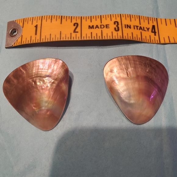 Shell earrings, pierced - Picture 2 of 4